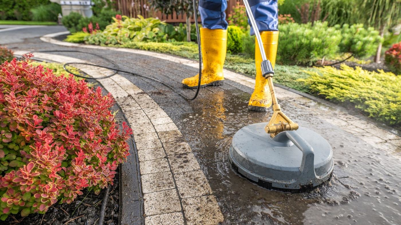 Driveway cleaning in Sherwood Park AB