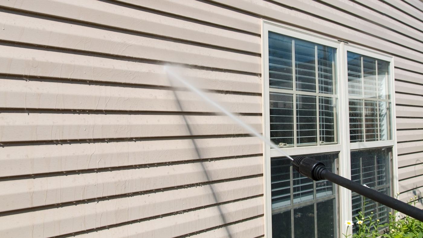 House washing in Sherwood Park AB