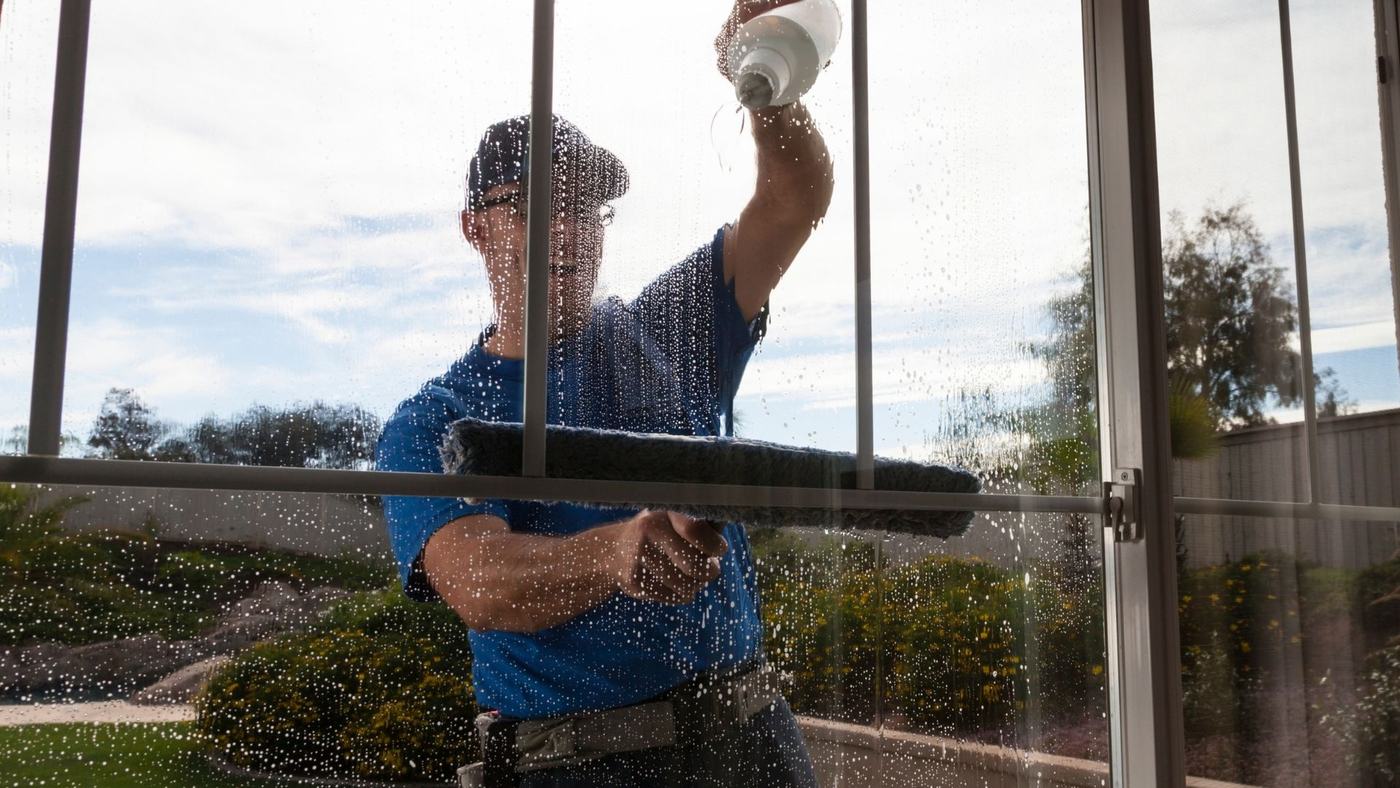 Window cleaning in Sherwood Park AB